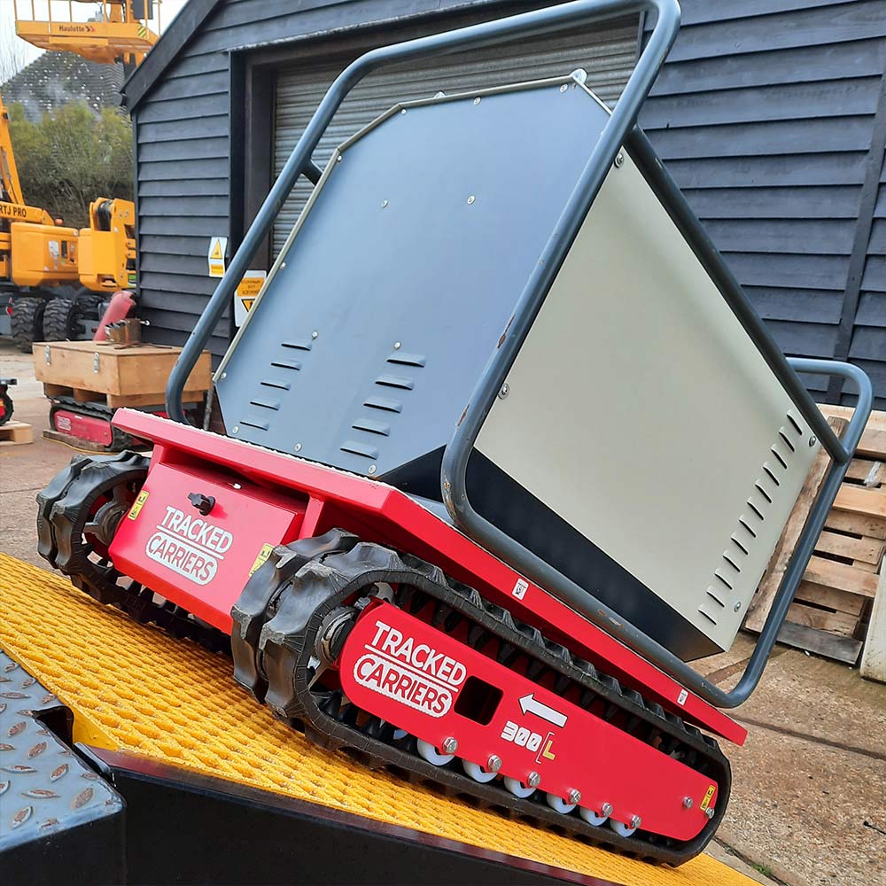 TRACKED-CARRIERS-300-4